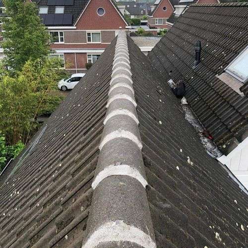 Dakinspectie Zevenhuizen aan de nokvorsten Dakinspectie Zevenhuizen aan de nokvorsten